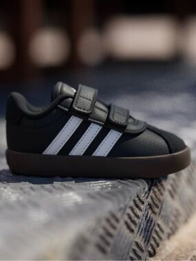 adidas Kids VL COURT 3.0 SHOES Size 6K (toddler)